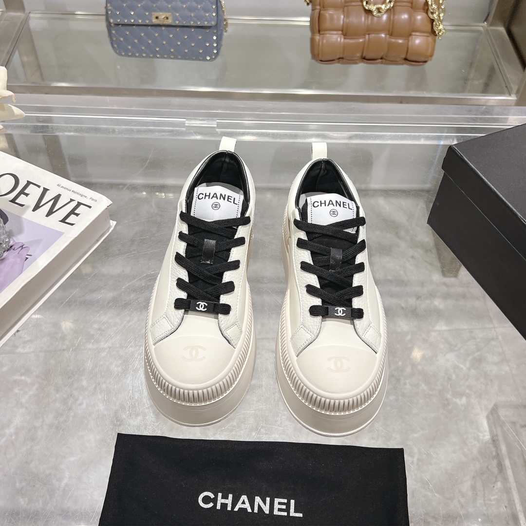 Women's high heels